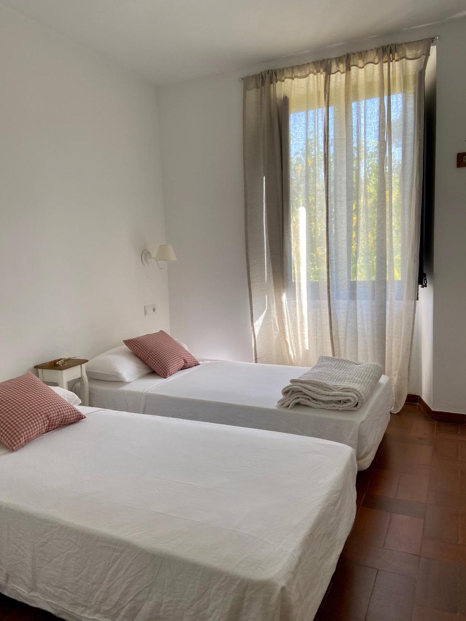 Ecoturisme Mas Ribas Otel Palamós Oda fotoğraf
